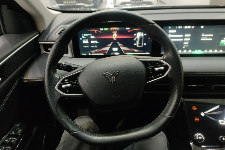 哪吒汽车 哪吒U 2021款 Pro 400 巡航版局部细节13