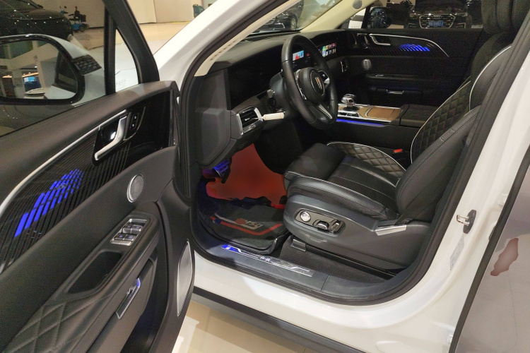 红旗E-HS9 2021款 510km 旗领版 四座中控内饰20