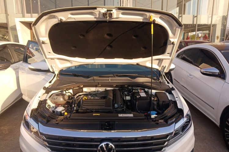 大众 朗逸 2021款 280TSI DSG舒适版机舱底盘24