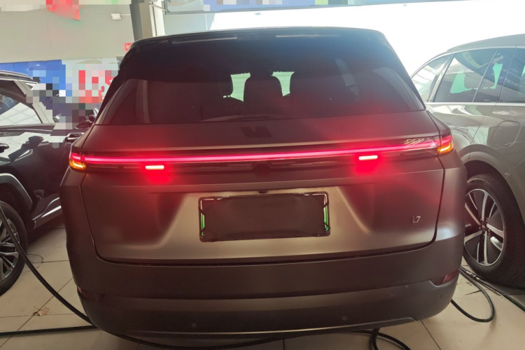 理想汽车 理想L7 2024款 MAX车身外观6