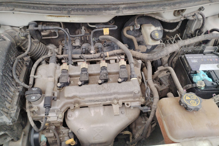 雪佛兰 2015款 赛欧3 1.5L AMT幸福天窗版机舱底盘24