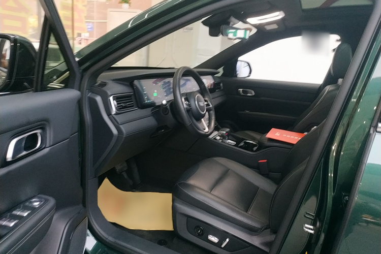 理想汽车 理想ONE 2021款 增程6座版中控内饰20