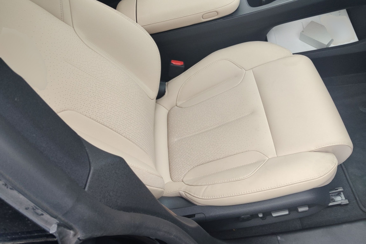 蔚来ET5T 2024款 75kWh Touring局部细节41