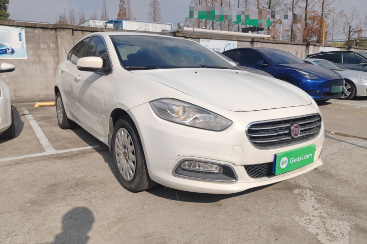 菲亚特 菲翔 2012款 1.4T 自动悦享版车身外观3