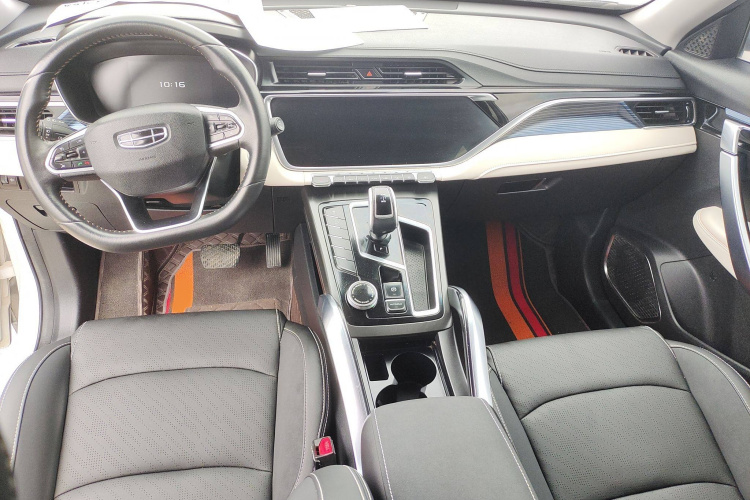 吉利汽车 2022款 博越X 1.8TD DCT智慧型中控内饰7003