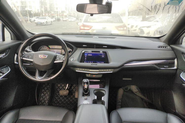 凯迪拉克XT4 2020款 改款 28T 两驱技术型中控内饰12