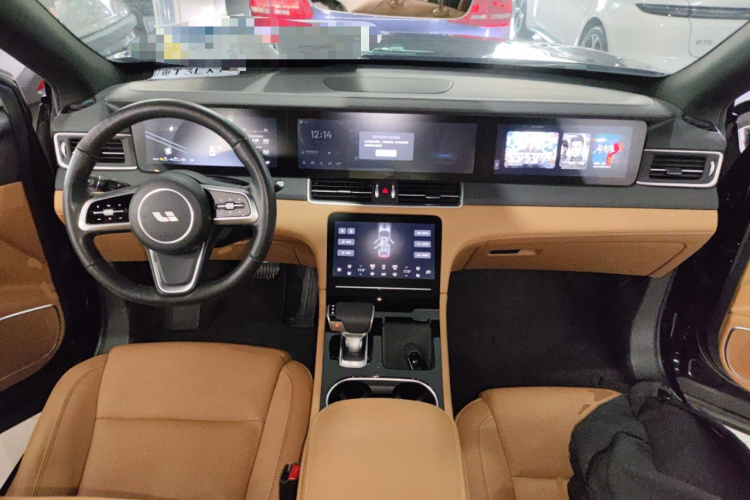 理想汽车 理想ONE 2021款 增程6座版中控内饰7002