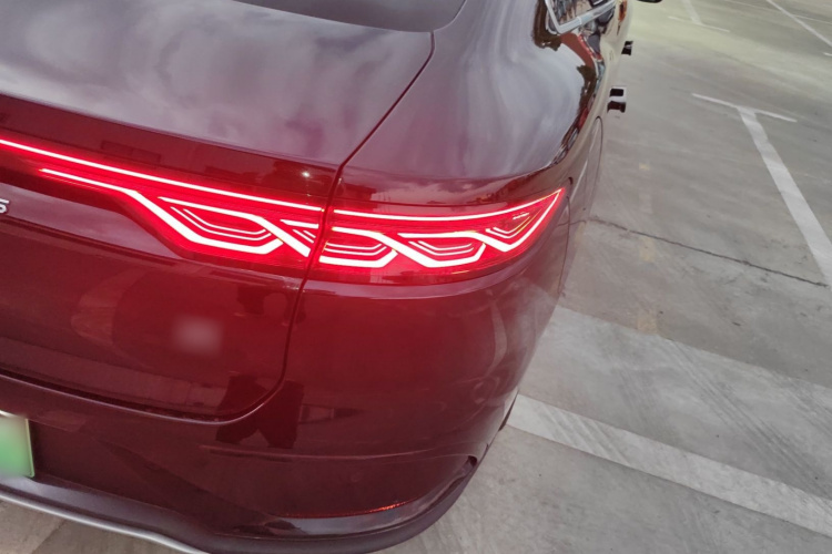 比亚迪 汉 2023款 EV 冠军版 605KM前驱尊贵型车身外观6001