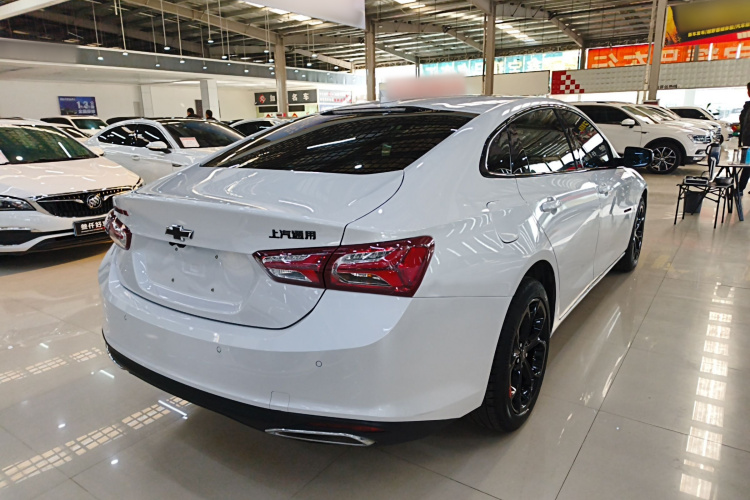 雪佛兰 迈锐宝XL 2023款 Redline 2.0T 锐动版车身外观7