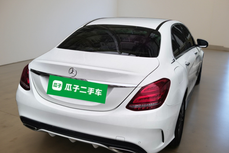 奔驰C级 2015款 改款 C 180 L 运动型车身外观7