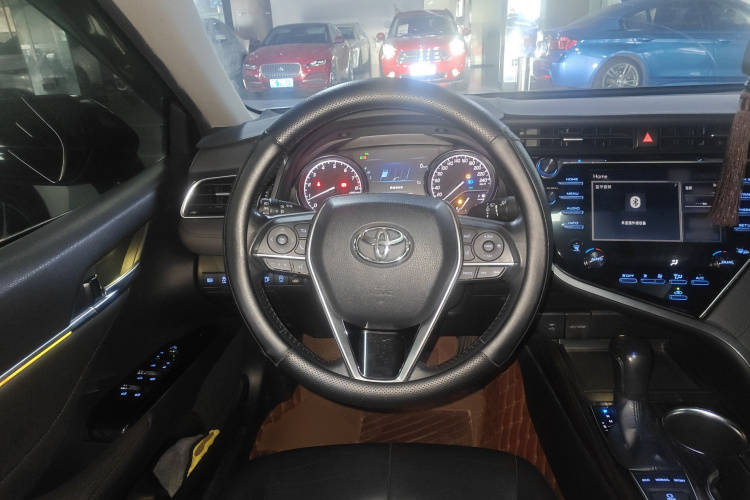 丰田 凯美瑞 2018款 2.5G 豪华版中控内饰13