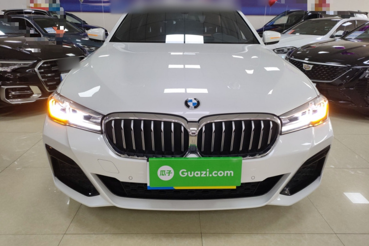 宝马5系 2022款 改款二 525Li M运动套装车身外观2