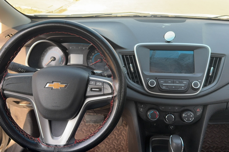 雪佛兰 科沃兹 2019款 320 自动欣悦版局部细节16