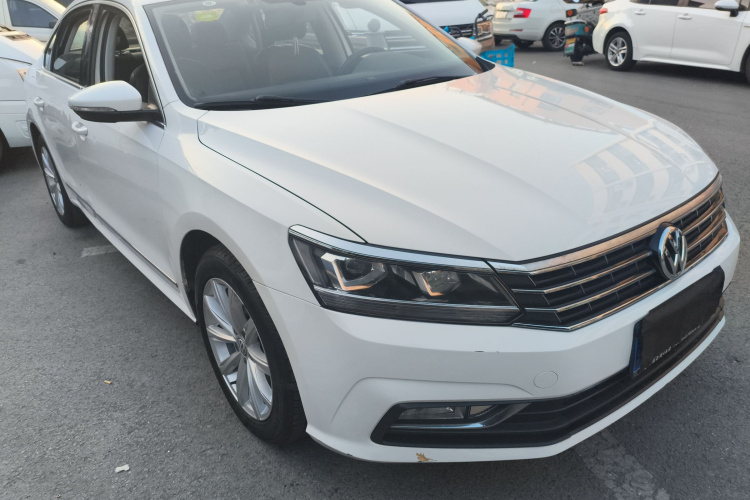 大众 帕萨特 2016款 330TSI DSG尊荣版车身外观3