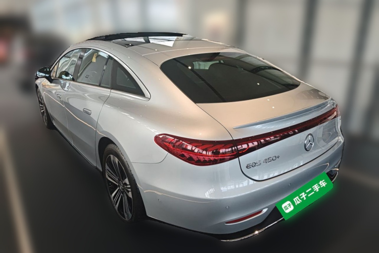 奔驰EQS 2023款 450+ 先锋版车身外观5