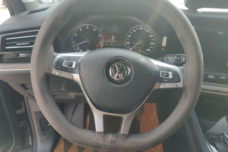 大众 途锐 2019款 3.0TSI 锐智版 国VI中控内饰13