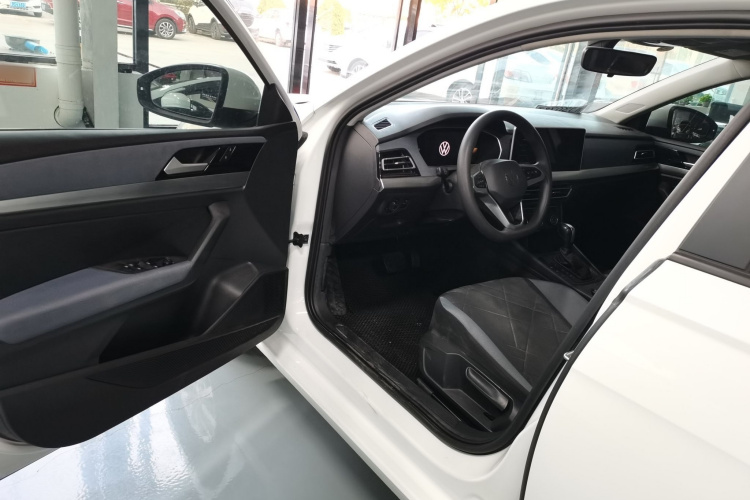 大众 朗逸 2023款 1.5L 自动得逸版中控内饰7003