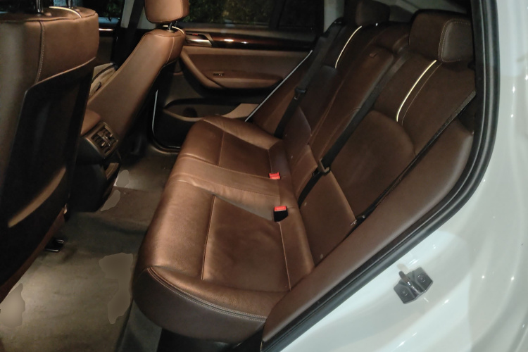 宝马X4 2014款 xDrive20i X设计套装中控内饰21