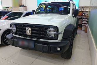 坦克300 2025款 2.0T 征服者