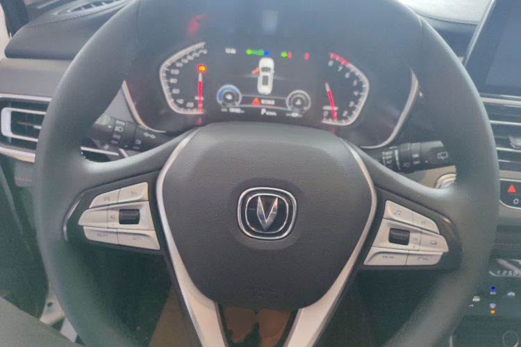 长安CS75 2021款 荣耀百万版 280T DCT领航型中控内饰13