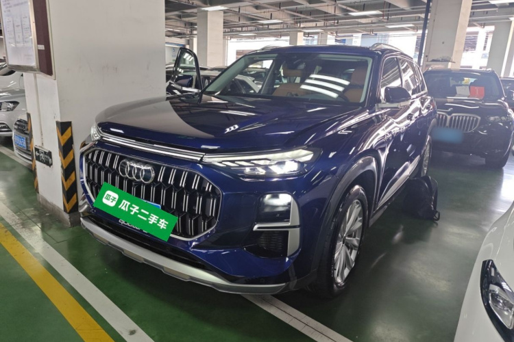 奥迪Q6 2024款 50 TFSI quattro 行云型 羽林套装 6座车身外观1