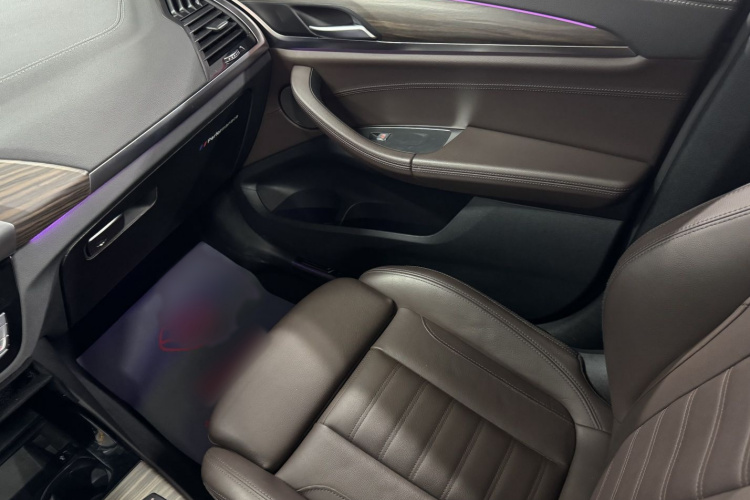 宝马X3 2020款 xDrive28i 豪华套装中控内饰7010