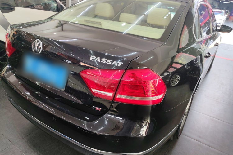 大众 帕萨特 2014款 1.8TSI DSG尊荣导航版车身外观6003