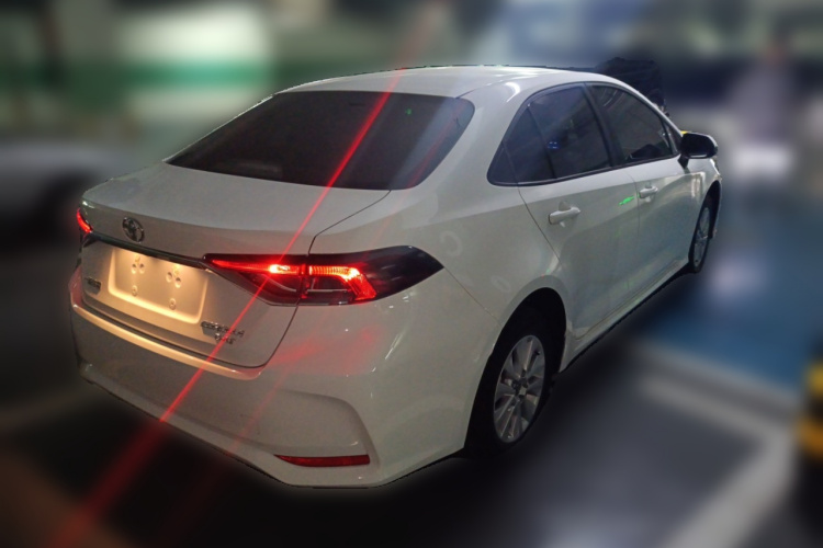 丰田 卡罗拉 2024款 1.2T 先锋版车身外观7