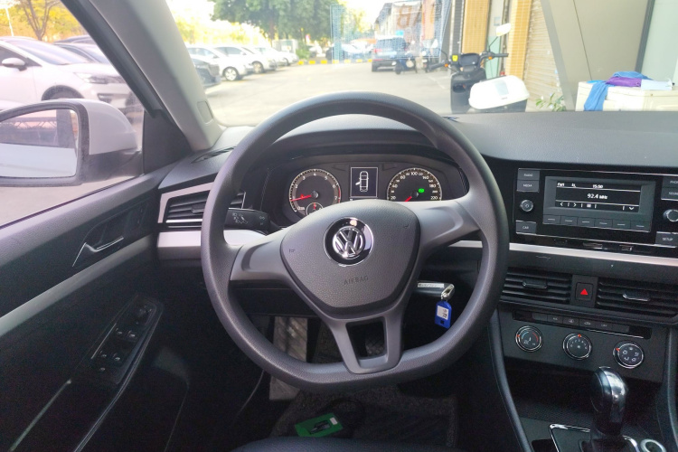 大众 宝来 2020款 1.5L 自动时尚型局部细节13