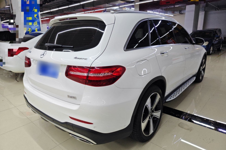 奔驰GLC 2019款 改款 GLC 300 L 4MATIC 动感型车身外观7