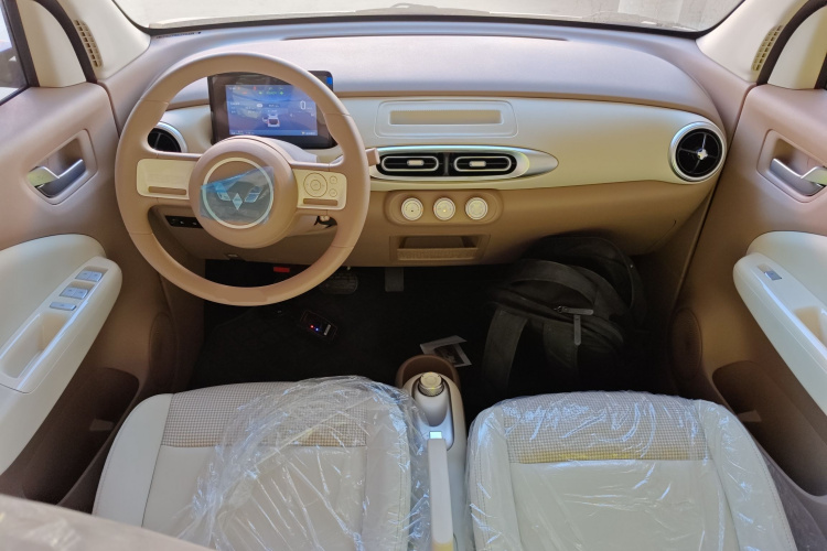 五菱汽车 宏光MINIEV 2025款 四门版 进阶款中控内饰12