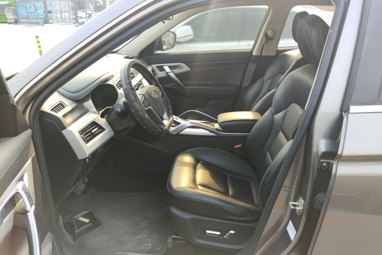 吉利汽车 博越 2018款 1.8TD 自动两驱智联型4G互联版中控内饰19