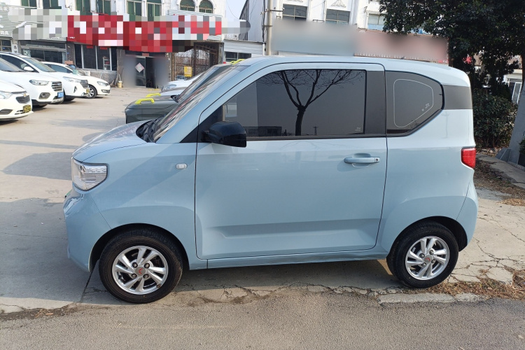 五菱汽车 宏光MINIEV 2021款 马卡龙臻享款 磷酸铁锂车身外观4