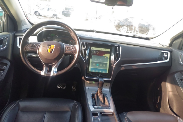 荣威RX5 2016款 30T 两驱自动互联网智享版中控内饰12