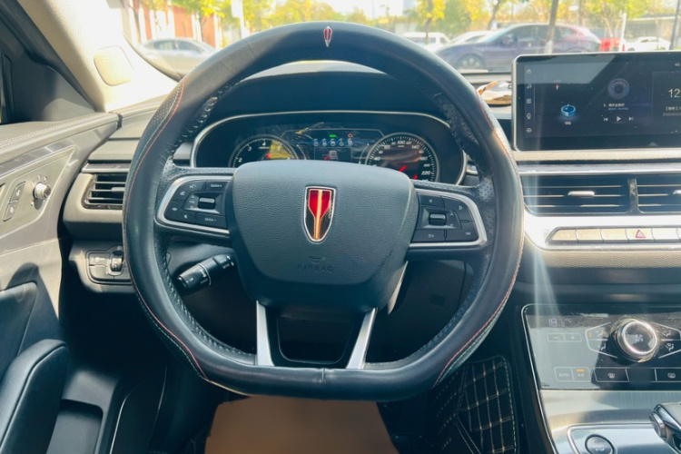 红旗H5 2020款 1.8T 自动智联旗韵版中控内饰7003