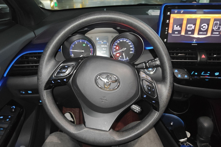 丰田 奕泽IZOA 2020款 2.0L 奕享版中控内饰13