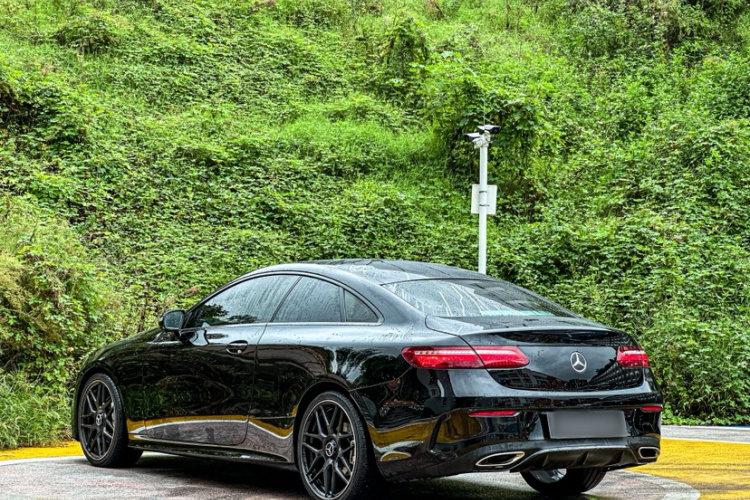 奔驰E级(进口) 2019款 E 200 轿跑车车身外观6005