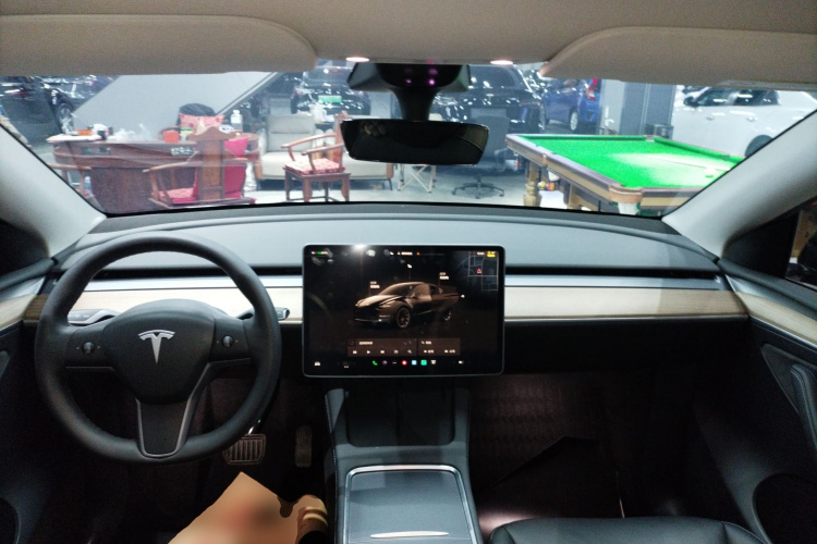 特斯拉 Model Y 2022款 改款 后轮驱动版中控内饰7002