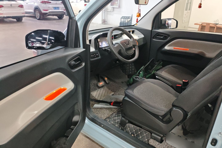 五菱汽车 宏光MINIEV 2022款 自在款 磷酸铁锂中控内饰7002