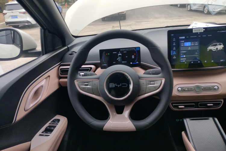 比亚迪 海鸥 2025款 305km 活力版中控内饰13