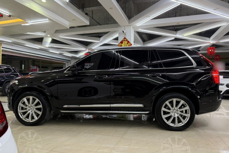 沃尔沃XC90 2018款 T6 智尊版 7座车身外观6006