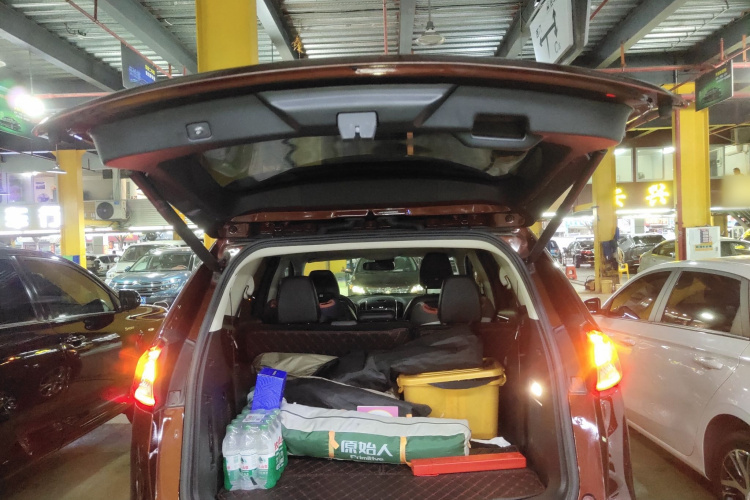 福特 锐界 2016款 EcoBoost 245 两驱豪锐型 7座机舱底盘23