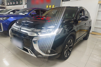 三菱 欧蓝德 2020款 2.0L 两驱畅享版 5座