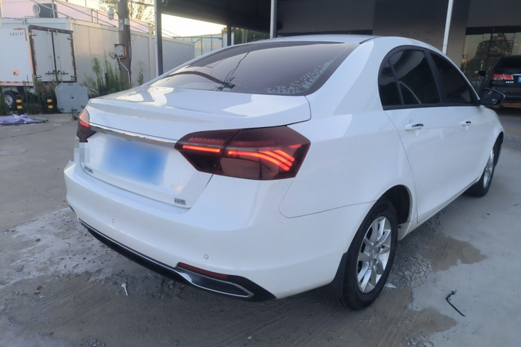 吉利汽车 帝豪 2020款 1.5L CVT豪华型车身外观7