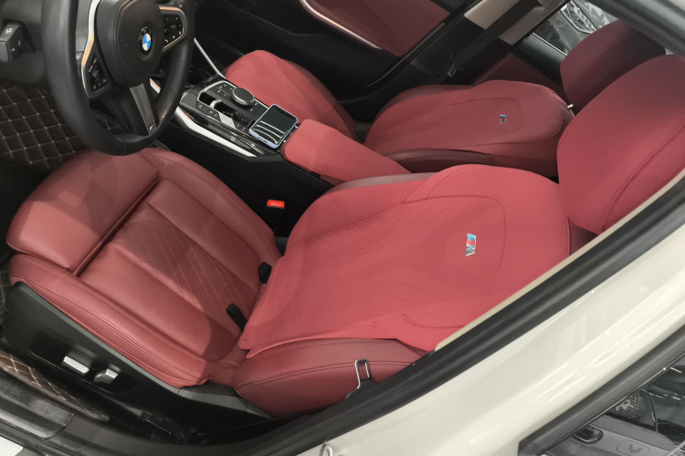 宝马3系 2023款 325Li M运动套装局部细节19