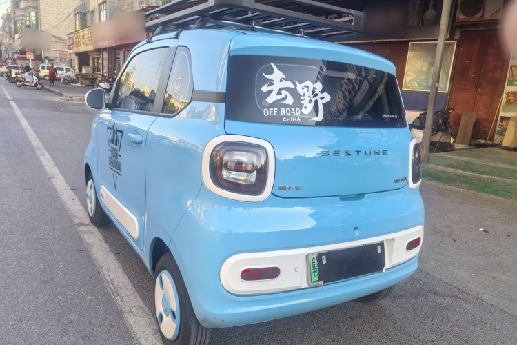 奔腾小马 2025款 222km 灵动马车身外观6007