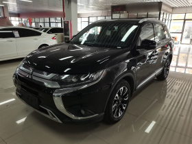 三菱 欧蓝德 2019款 2.4L 四驱致享版 5座 国VI