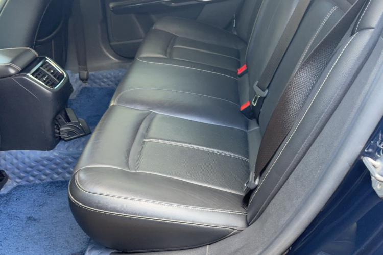 福特 金牛座 2016款 EcoBoost 180 豪华型中控内饰7001