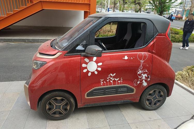 宝骏E200 2020款 305KM 智行版车身外观6003