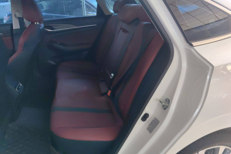 长安 逸动 2021款 PLUS 蓝鲸NE 1.4T GDI DCT旗舰型中控内饰21